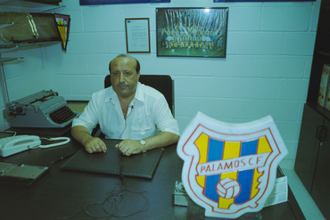 Joaquim Hortal, president del Palamós FC, i l'estadi del club