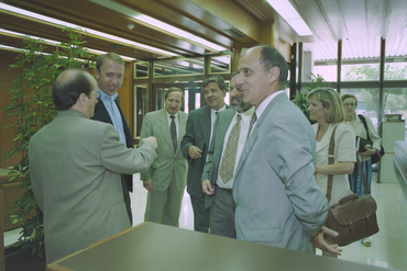 Pere Esteve vista la seu del Diari de Girona