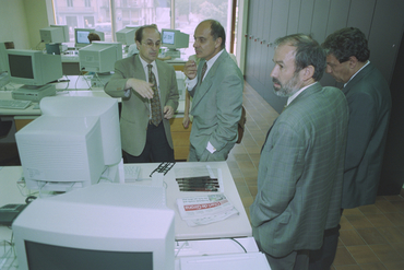 Pere Esteve vista la seu del Diari de Girona