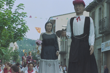 Cercavila amb els gegants durant les Gales d'Angle¿s