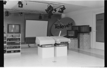 Botiga d'aparells de televisió i música