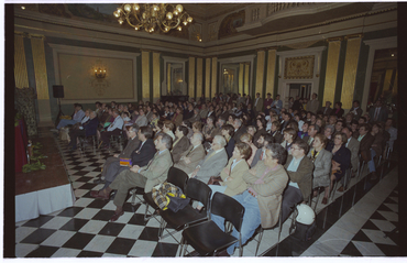 Acte de reconeixement a diversos gironins al Teatre Municipal de Girona