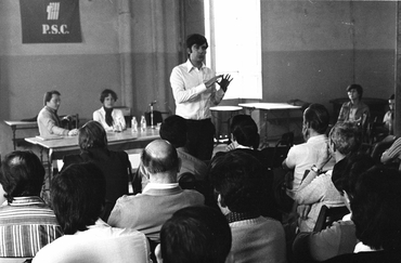 Acte del Partit Socialista de Catalunya amb la presència d'Ernest Lluch a Anglès