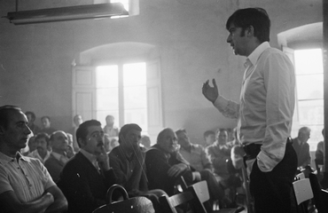 Acte del Partit Socialista de Catalunya amb la presència d'Ernest Lluch a Anglès