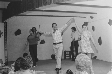 Actuació de Flora Albaicín al Celler de la Riera de Platja d'Aro  