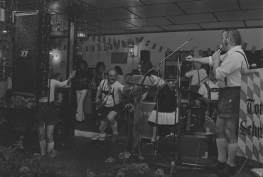 Acte d'inauguració de la Taverna Bavaria de Santa Cristina D'Aro