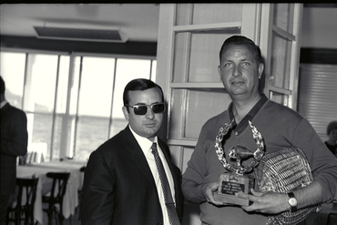 Acte de lliurament de premis d'un concurs de pesca