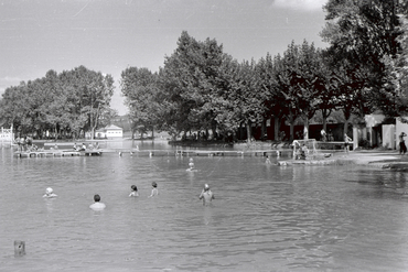7a Travessia de l'Estany de Banyoles