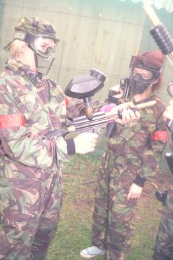 "Paintball", jocs de guerra, a Sant Hilari Sacalm