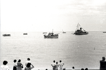 Celebració de la processió marítima de Santa Cristina