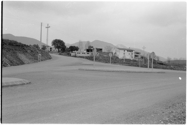 Arranjament i asfaltatge d'un encreuament de carreteres