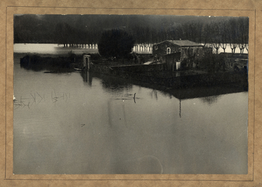 Inundació de Banyoles a causa del desbordament de l'estany. L'horta d'en Vila inundada