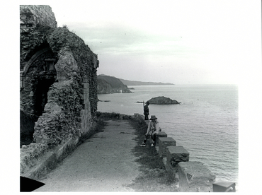 Ruïnes de l'església de Sant Vicenç de la Vila Vella de Tossa de Mar