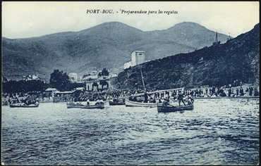 Regata de barques a la platja de Portbou
