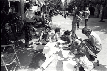 "Happening" a la Rambla de Girona