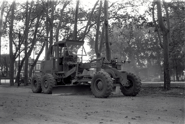 Aplanadora a la Devesa de Girona