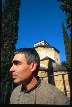 El fotògraf Josep Maria Oliveras en el seu estudi