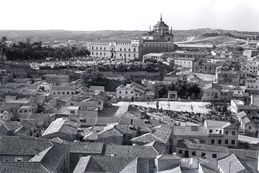 Corrida de toros, convents i edificis de la ciutat de Toledo