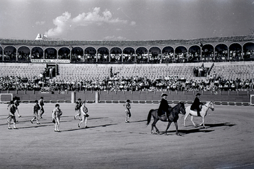 Corrida de toros, convents i edificis de la ciutat de Toledo