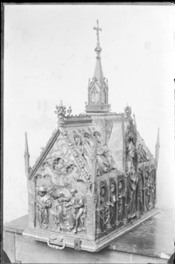 Arqueta de Sant Martirià del monestir de Sant Esteve de Banyoles