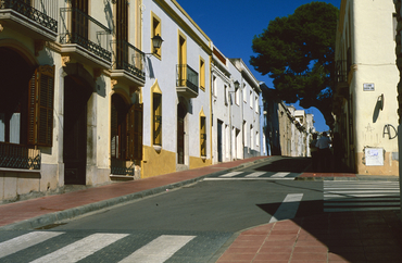 Carrer del Pi, a Sant Pere de Ribes