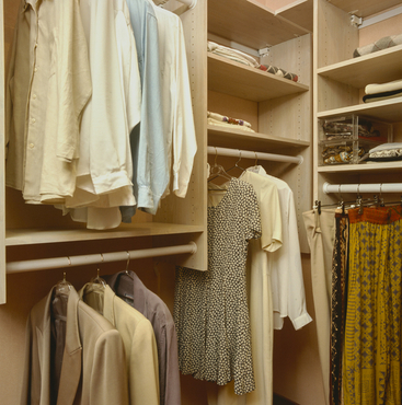 Interior d'un armari de roba