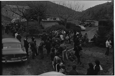 Sortida del poble cap a la capella de Santa Seculina